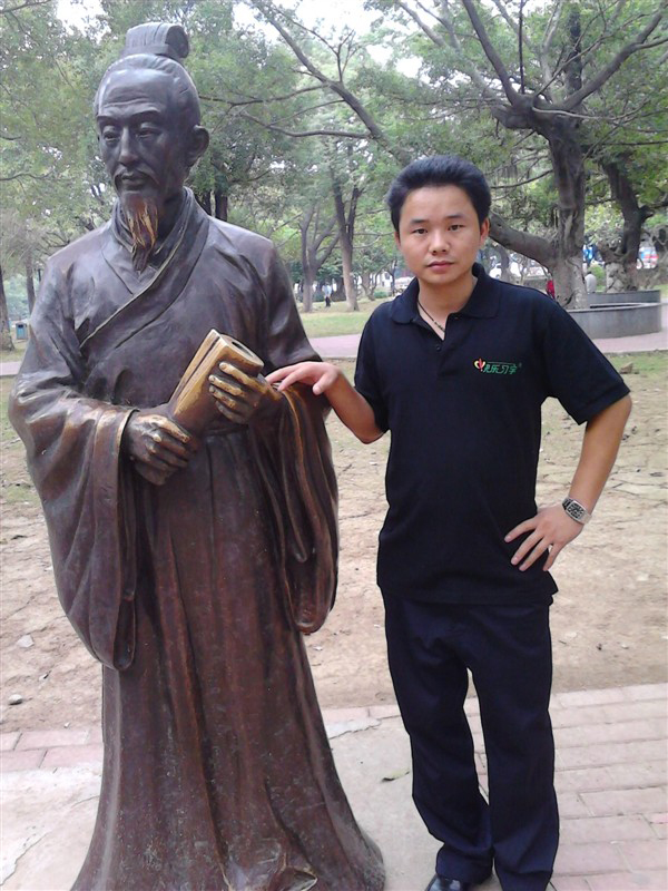 全国名人书画艺术风采展示--王福洪 全国名人书画艺术风采展示--王福洪