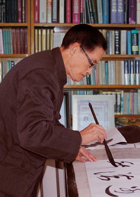 全国名人书画艺术风采展示--朱梅生