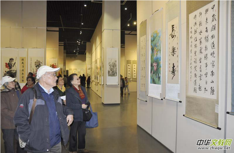 “大美平谷 水墨周庄”书画展在平谷博物馆开幕