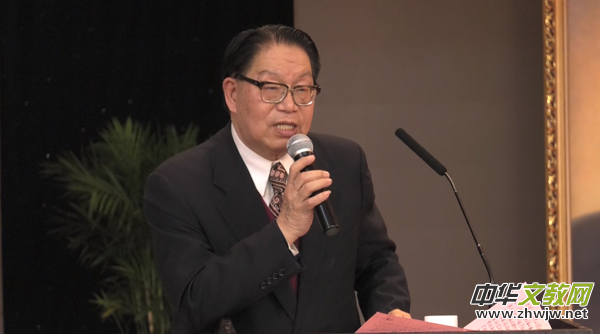 首都各界纪念毛主席诞辰123周年座谈会暨中红书画院慰问老同志新