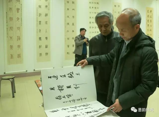 还在路上，且歌且行——“剑胆琴心”军人杨东方个人书法作品展正