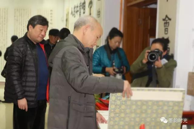 还在路上，且歌且行——“剑胆琴心”军人杨东方个人书法作品展正