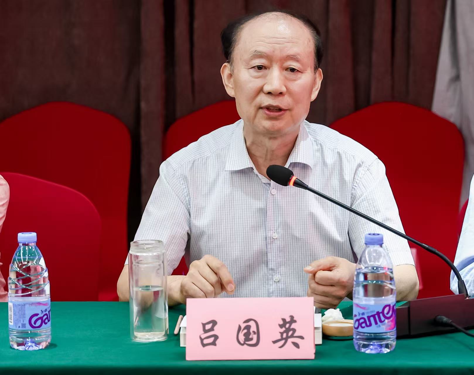 文化进万家文艺研讨会之卢宏斌中国画个展艺术学术交流会在京举行