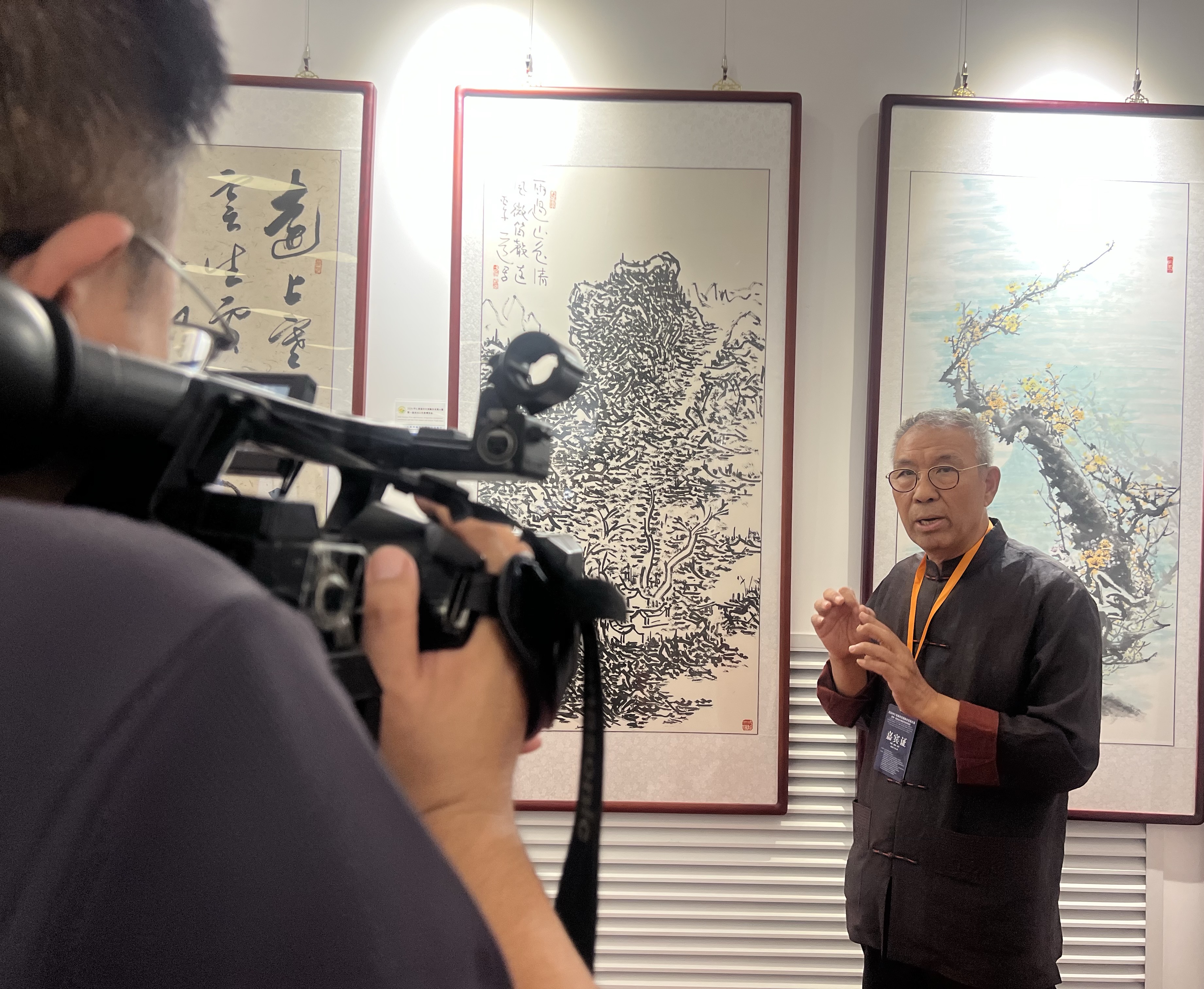 晋聚五洲·书香怀仁——中宣书画院书画展亮相2026怀仁首届农文旅融合发展大会暨第一届进出口商品交易博览会