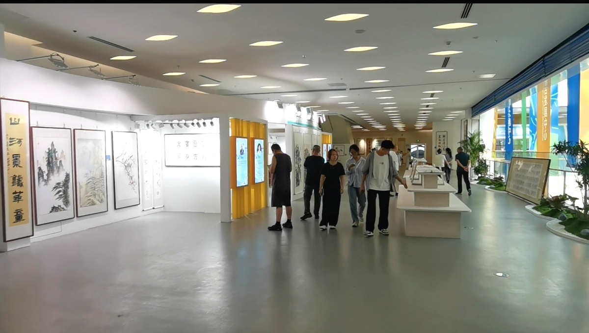 晋聚五洲·书香怀仁——中宣书画院书画展亮相2026怀仁首届农文旅融合发展大会暨第一届进出口商品交易博览会
